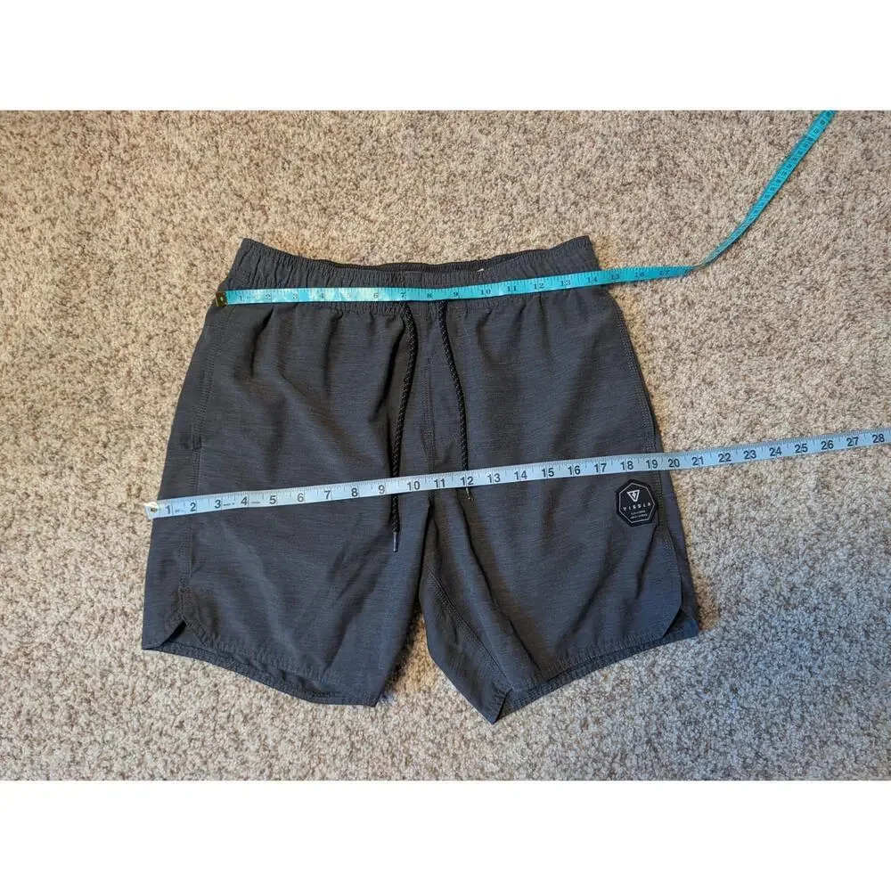 VISSLA BREAKERS Men's board shorts/swim suit size Small; Dark Gray & Black